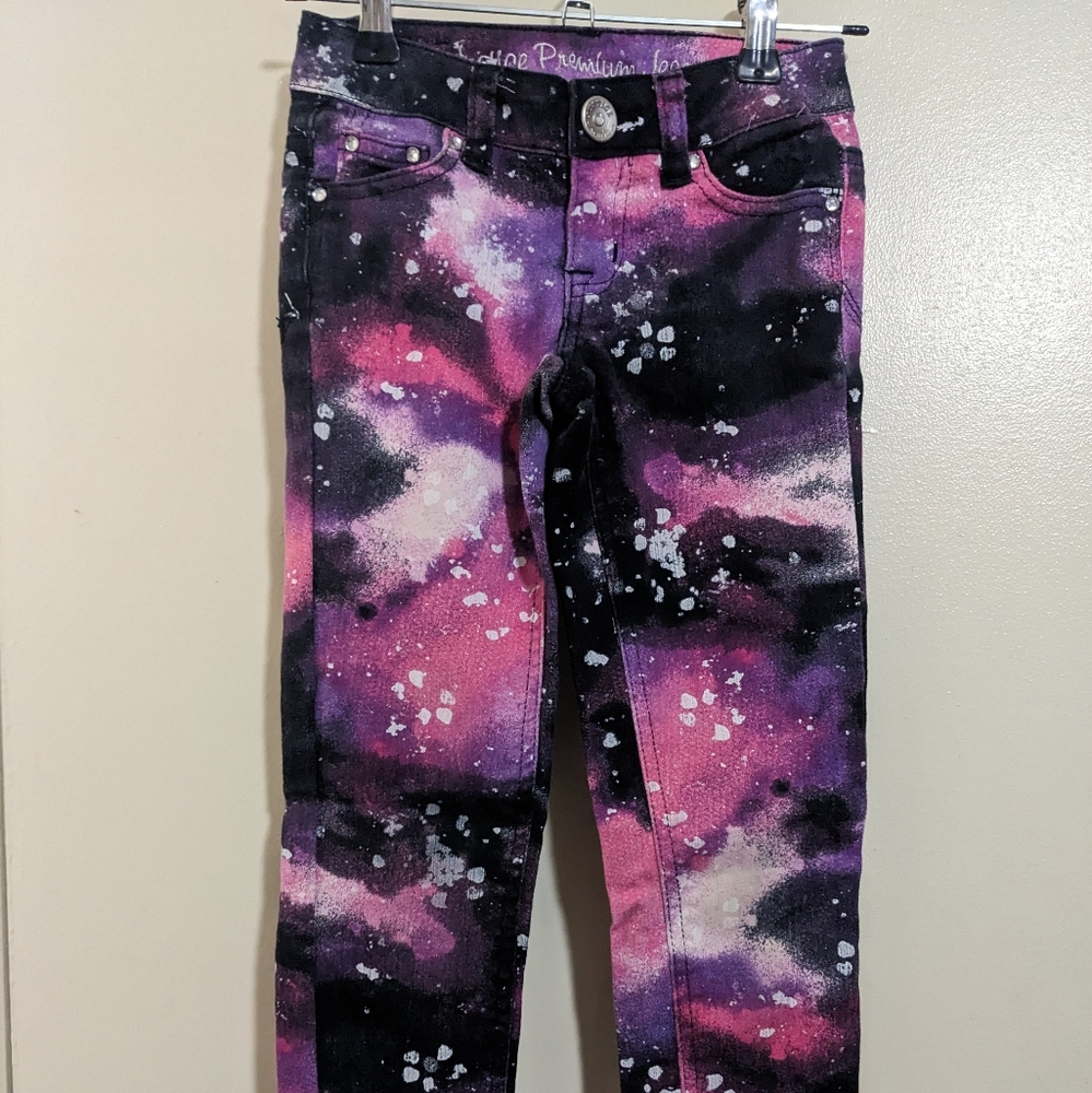 Justice Splatter Paint Graffiti Skinny Jeans in Girls Size 6R. Nwot